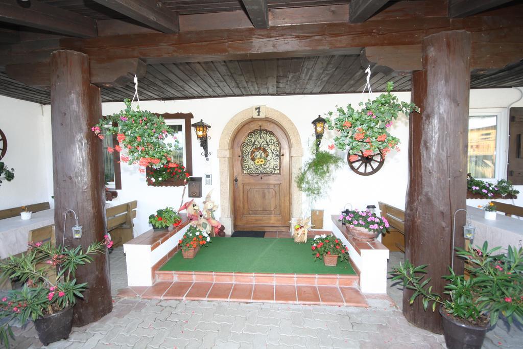 Familiengaestehaus Ingrid Sankt Martin am Tennengebirge Bilik gambar